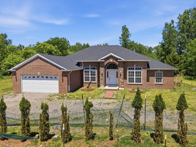 /international/us/32200-ecorse-road-romulus-mi-110108579968/