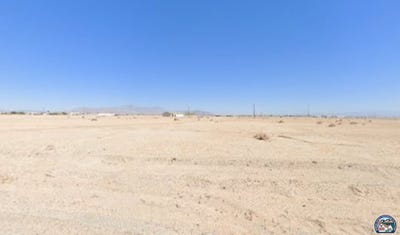 /international/us/dorothea-ave-thermal-ca-110107965298/