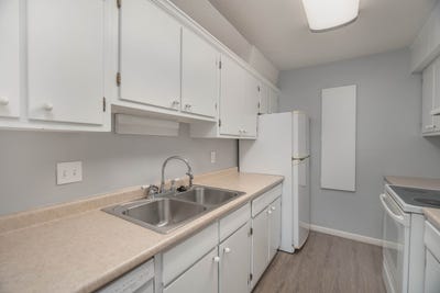 /international/us/1908-grays-inn-rd-columbia-sc-110105200517/