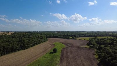 /international/us/faucett-road-centerville-ks-110100345472/
