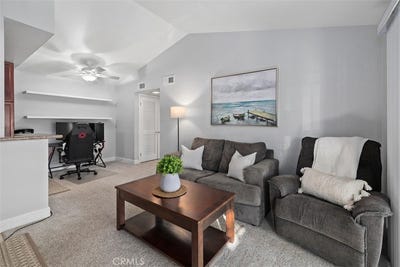 /international/us/5642-amaya-drive-la-mesa-ca-110105360036/