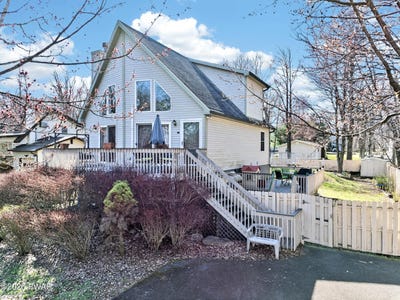 /international/us/155-skyview-road-dingmans-ferry-pa-110107554656/