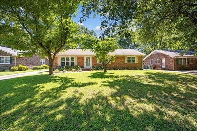 /international/us/3216-pine-needles-road-high-point-nc-110100309620/