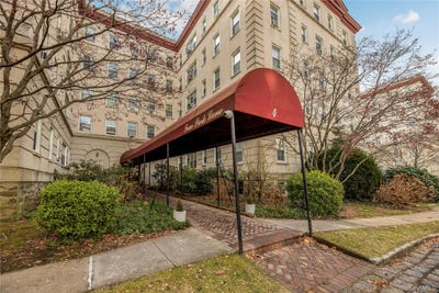 /international/us/4-park-lane-mount-vernon-avenue-mount-vernon-ny-110105078433/