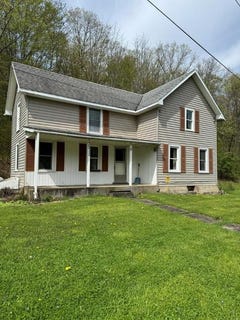/international/us/3211-hickock-road-corning-ny-110097572764/