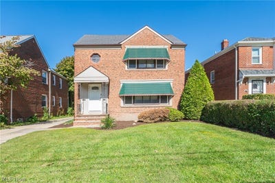 /international/us/13525-cedar-road-university-heights-oh-110120414359/