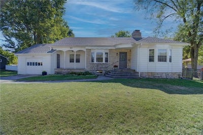 /international/us/207-sw-3rd-street-lee-s-summit-mo-110120737858/
