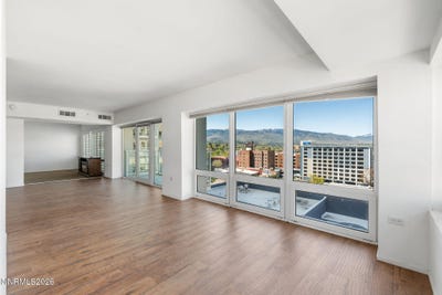 /international/us/255-n-sierra-street-reno-nv-110103240452/