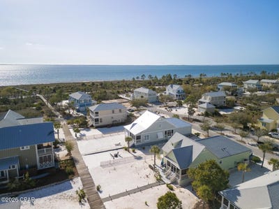 /international/us/106-salt-air-court-port-st-joe-fl-110108684505/