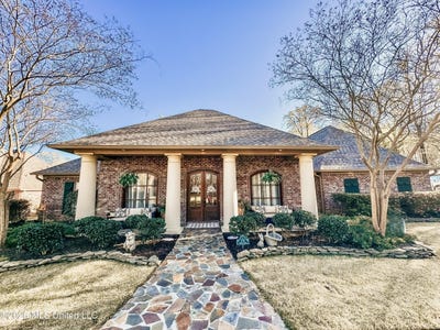 /international/us/170-bridlewood-drive-brandon-ms-110107517642/
