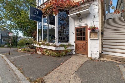 /international/us/197-e-main-1-gloucester-ma-110103630459/