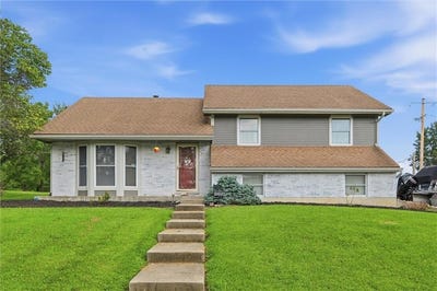 /international/us/2621-s-22nd-terrace-leavenworth-ks-110109833064/