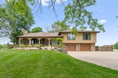 /international/us/11203-county-rd-375-st-joseph-mo-110106028108/