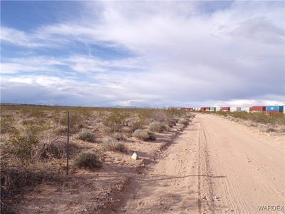 /international/us/20832001-i-40-unit-40-yucca-az-110098514172/?lang=zh-tw
