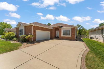 /international/us/889-clearwater-cove-w-crown-point-in-110108282397/