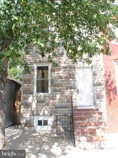 /international/us/105-carrollton-ave-baltimore-md-110100311179/