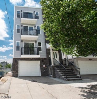 /international/us/111-113-chestnut-st-newark-city-nj-110100562817/
