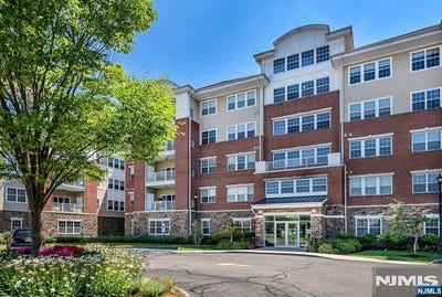 /international/us/10323-warrens-way-wanaque-nj-110120134135/