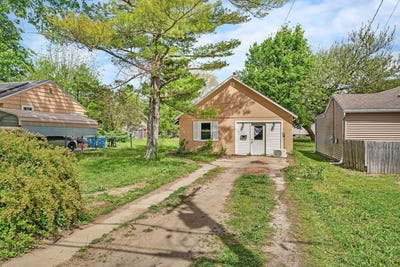 /international/us/1508-s-mill-street-pontiac-il-110108219241/