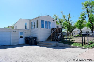 /international/us/208-russell-ave-cheyenne-wy-110108078490/