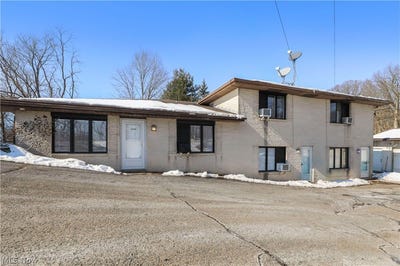 /international/us/12445-cleveland-avenue-nw-uniontown-oh-110107277183/