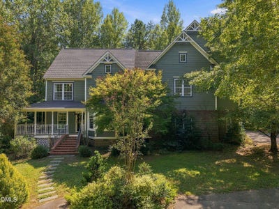 /international/us/3717-angus-lane-efland-nc-110120413657/