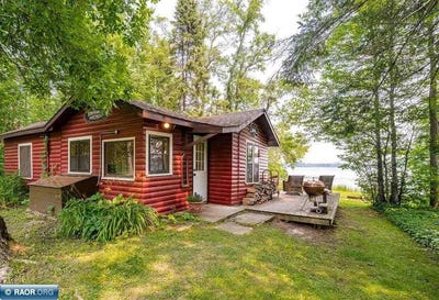 /international/us/2670-knock-rd-eveleth-mn-110101432103/