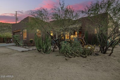 /international/us/43014-n-12th-street-new-river-az-110099441345/?lang=en