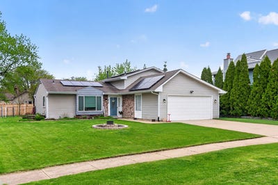 /international/us/870-w-pine-avenue-roselle-il-110107753561/