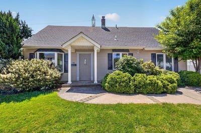 /international/us/84-cornflower-road-levittown-ny-110108150220/