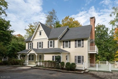 /international/us/42-academy-st-califon-boro-nj-110120096580/