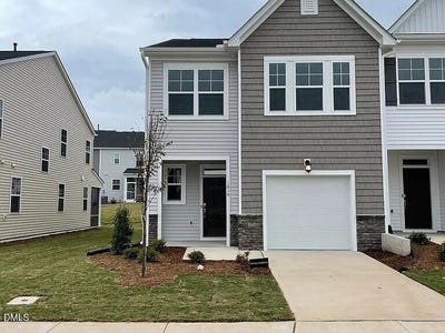 /international/us/1019-gemma-drive-durham-nc-110108067615/