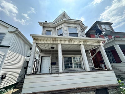 /international/us/2011-7th-avenue-altoona-pa-110100194951/
