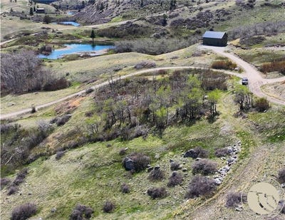 /international/us/18-elk-park-trail-nye-mt-110104855644/