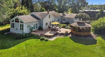 /international/us/30825-minnesota-avenue-lindstrom-mn-110107232246/