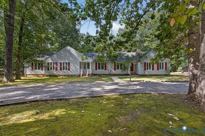 /international/us/1635-king-william-woods-road-powhatan-va-110120016954/