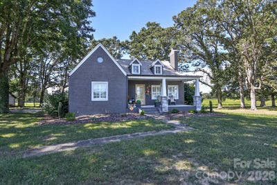/international/us/2659-us-highway-21-hamptonville-nc-110120088565/