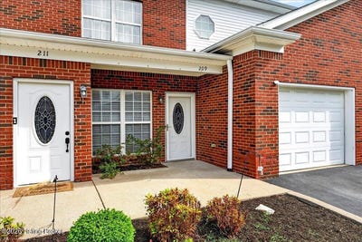 /international/us/209-s-dorsey-ln-louisville-ky-110107283413/