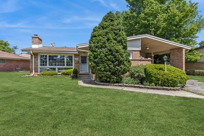 /international/us/7314-foster-street-morton-grove-il-110108342558/
