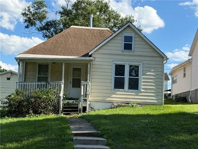 /international/us/1524-kansas-avenue-atchison-ks-110108794007/