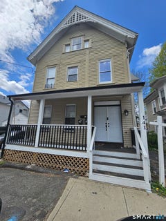 /international/us/141-crown-street-meriden-ct-110107841466/