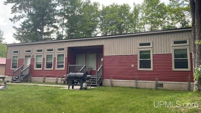 /international/us/7990-w-herzog-road-iron-mountain-mi-110108580262/