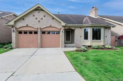 /international/us/22560-van-street-st-clair-shores-mi-110104254123/