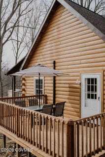/international/us/2470-grand-valley-road-mifflinburg-pa-110107397457/
