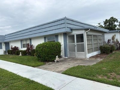 /international/us/1901-andover-way-sun-city-center-fl-110108888459/