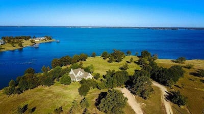 /international/us/14604-se-county-road-2370-streetman-tx-110098453213/