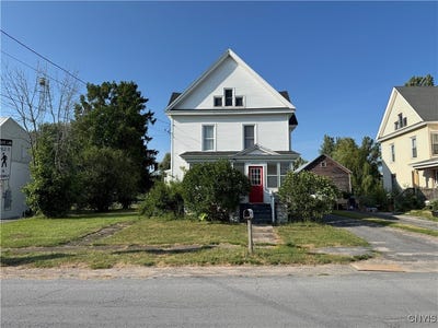 /international/us/20427-sunrise-avenue-orleans-ny-110101152131/