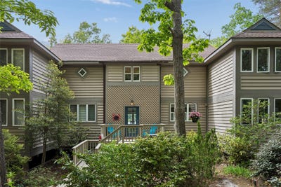 /international/us/117-sturgeon-creek-rd-deltaville-va-110107763664/