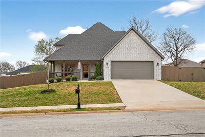 /international/us/1040-harrison-street-pea-ridge-ar-110106675623/