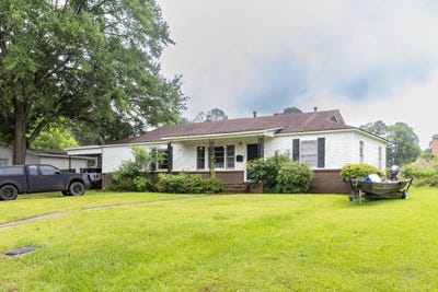 /international/us/208-college-view-magnolia-ar-110108409922/